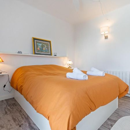 Hauzify I Apartament Zulu Cubelles Kültér fotó